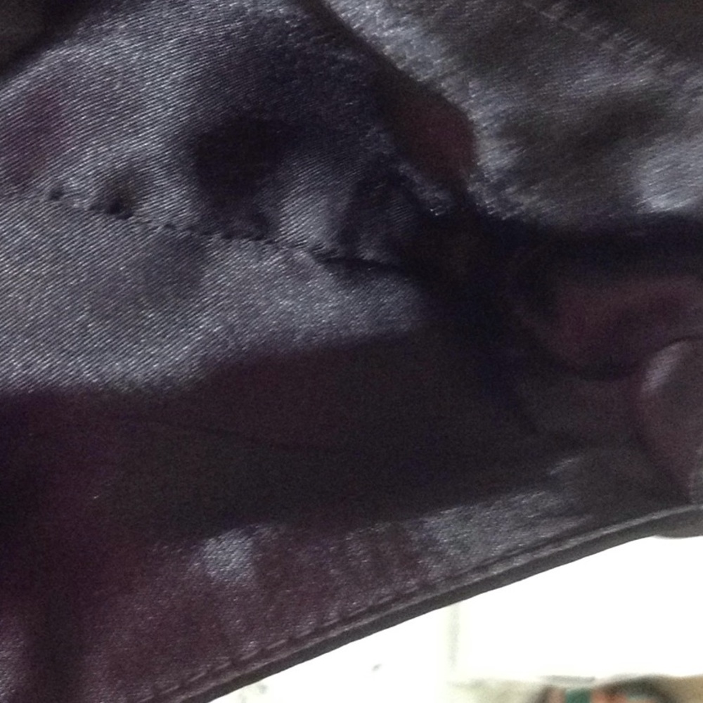 Black satin cross body purse - Picture 7 of 7